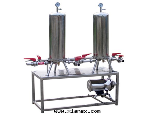 1 微孔双(shuāng)聯过(guò)濾機(jī).jpg